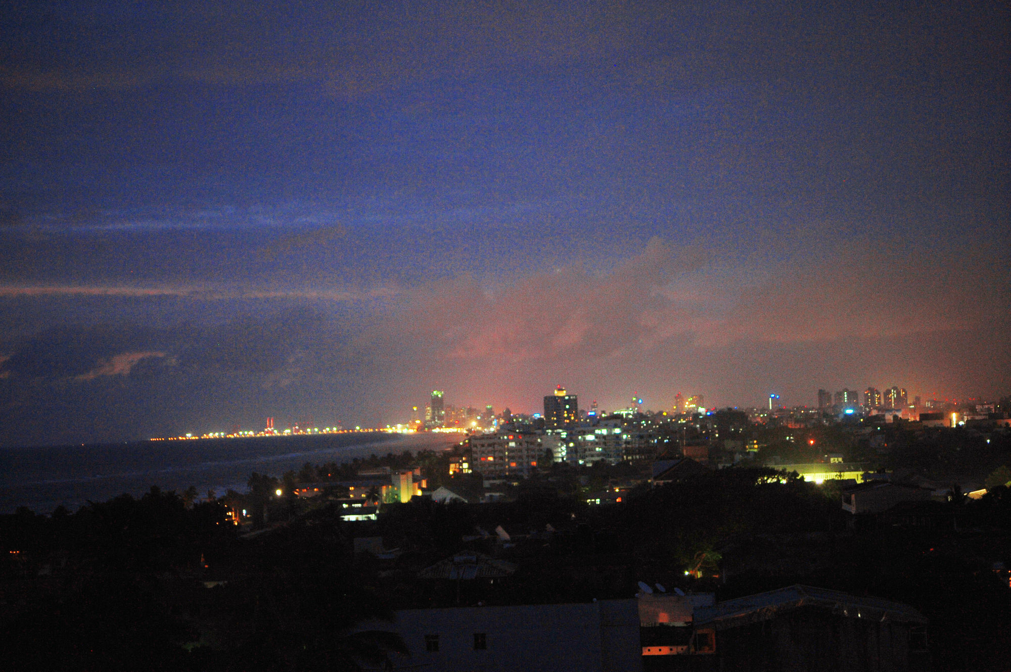 Prestige Court Residencies Hotel Dehiwala-Mount Lavinia Buitenkant foto
