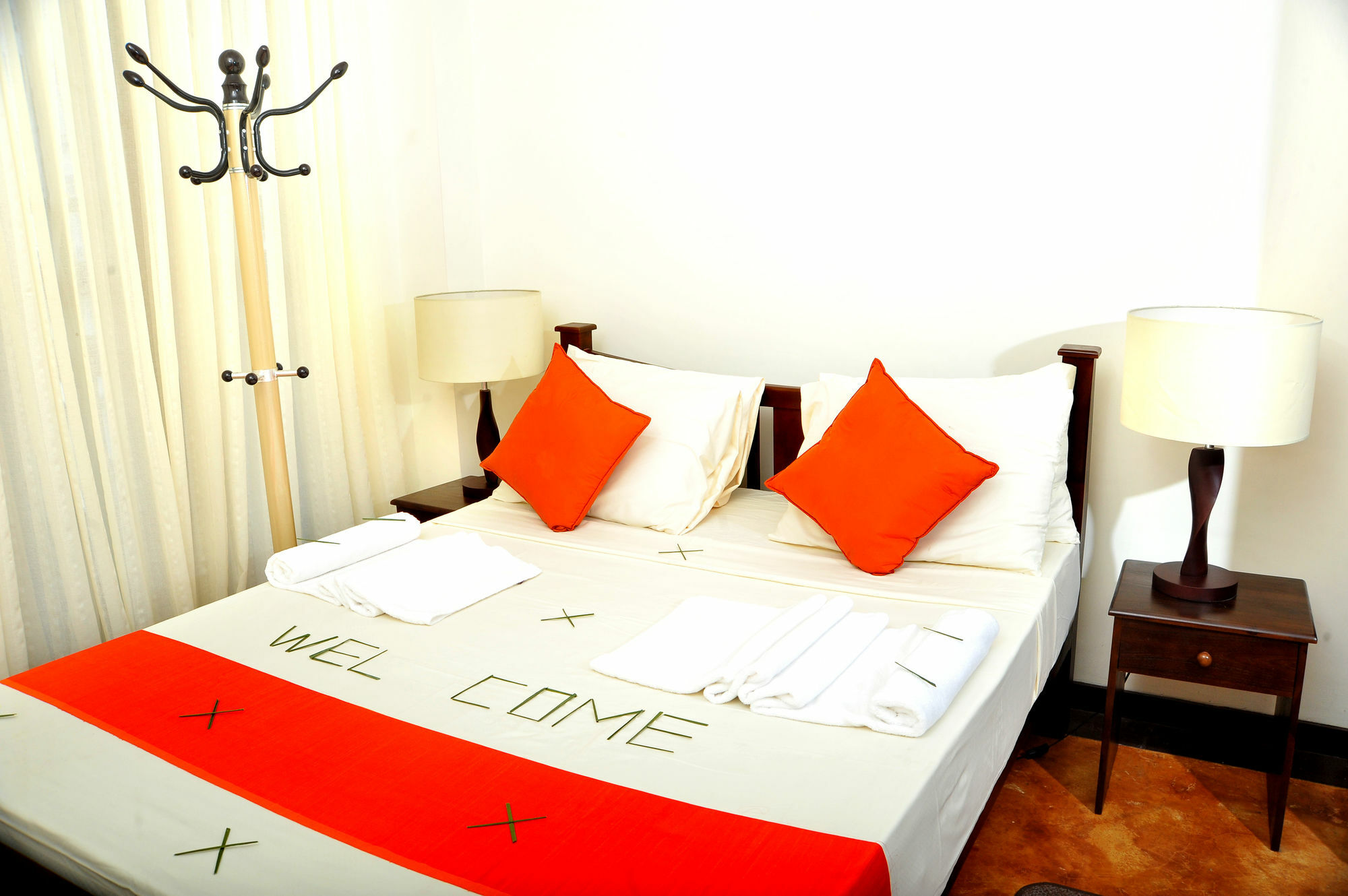 Prestige Court Residencies Hotel Dehiwala-Mount Lavinia Buitenkant foto