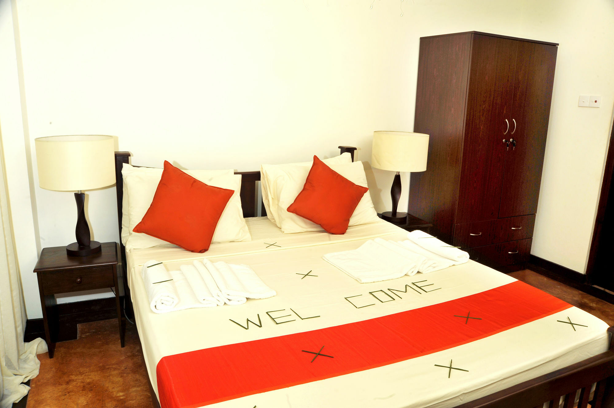 Prestige Court Residencies Hotel Dehiwala-Mount Lavinia Buitenkant foto